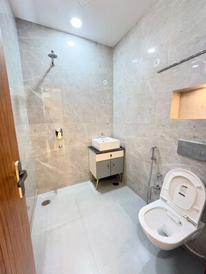 Bathroom in 3 BHK Builder Floor at Puri Kohinoor, Sector 89 – for Rent