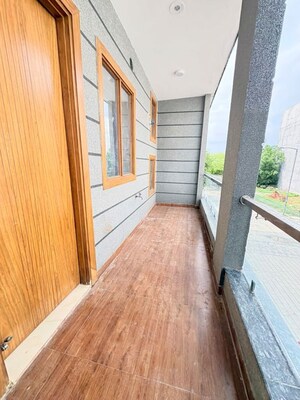 Balcony in 3 BHK Builder Floor at Puri Kohinoor, Sector 89 – for Rent