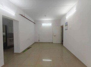 Room in 1 BHK Apartment at Goregaon West – for Rent