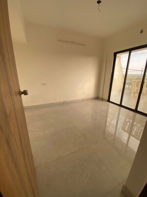 Room in 1 BHK Apartment at Deep Sky, Vasai East – for Sale