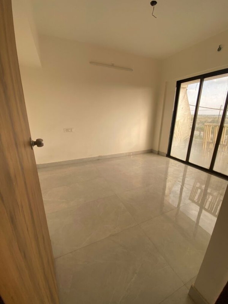 Room, deep-sky 1 Bedroom 471 Sq.Ft. Apartment In Vasai East Palghar 10539310
