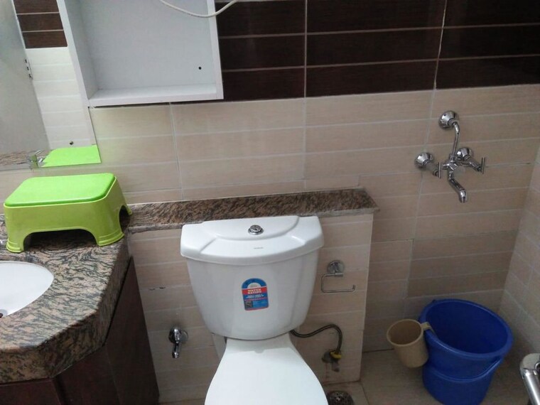 Bathroom, ramprastha-awho 3 Bedroom 1750 Sq.Ft. Apartment In Sector 95 Gurgaon 10539321