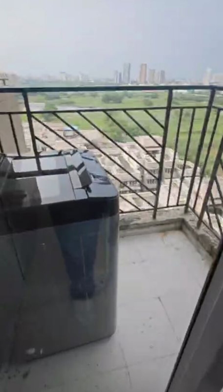 Balcony, signature-global-grand-iva 1 Bedroom 365 Sq.Ft. Apartment In Sector 103 Gurgaon 10515093