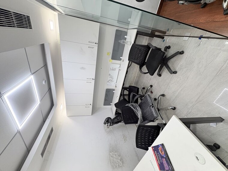 Team Area, jmd-megapolis Commercial Office Space 1000 Sq.Ft. In Sector 48 Gurgaon 10539367