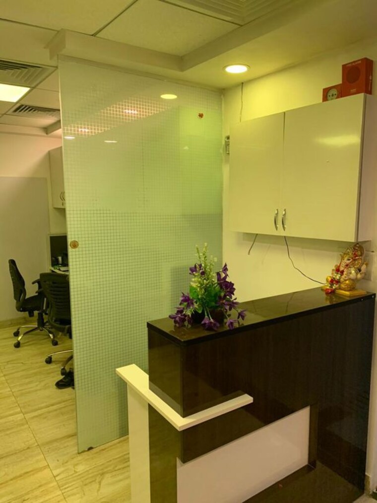 Team Area, sector 63 Commercial Co Working Space 2000 Sq.Ft. In Sector 63 Noida 10539350