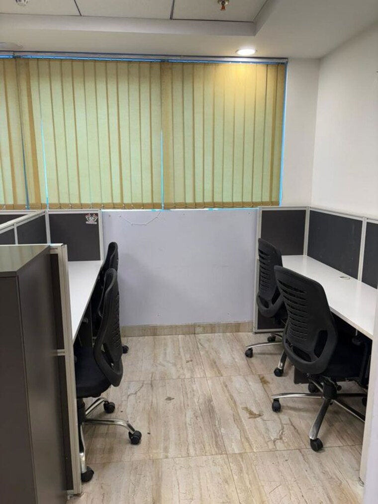 Team Area, sector 63 Commercial Co Working Space 2000 Sq.Ft. In Sector 63 Noida 10539350