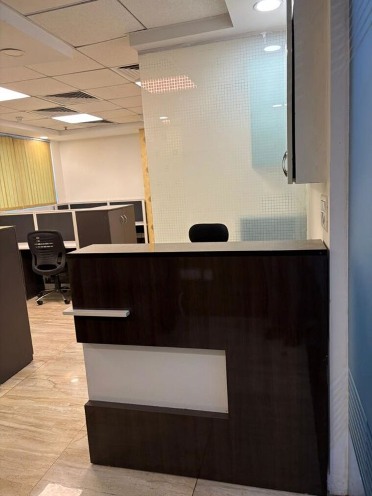 Team Area, sector 63 Commercial Co Working Space 2000 Sq.Ft. In Sector 63 Noida 10539350