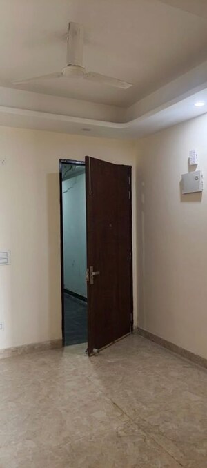 Room in 1 BHK Builder Floor at Malviya Nagar – for Rent