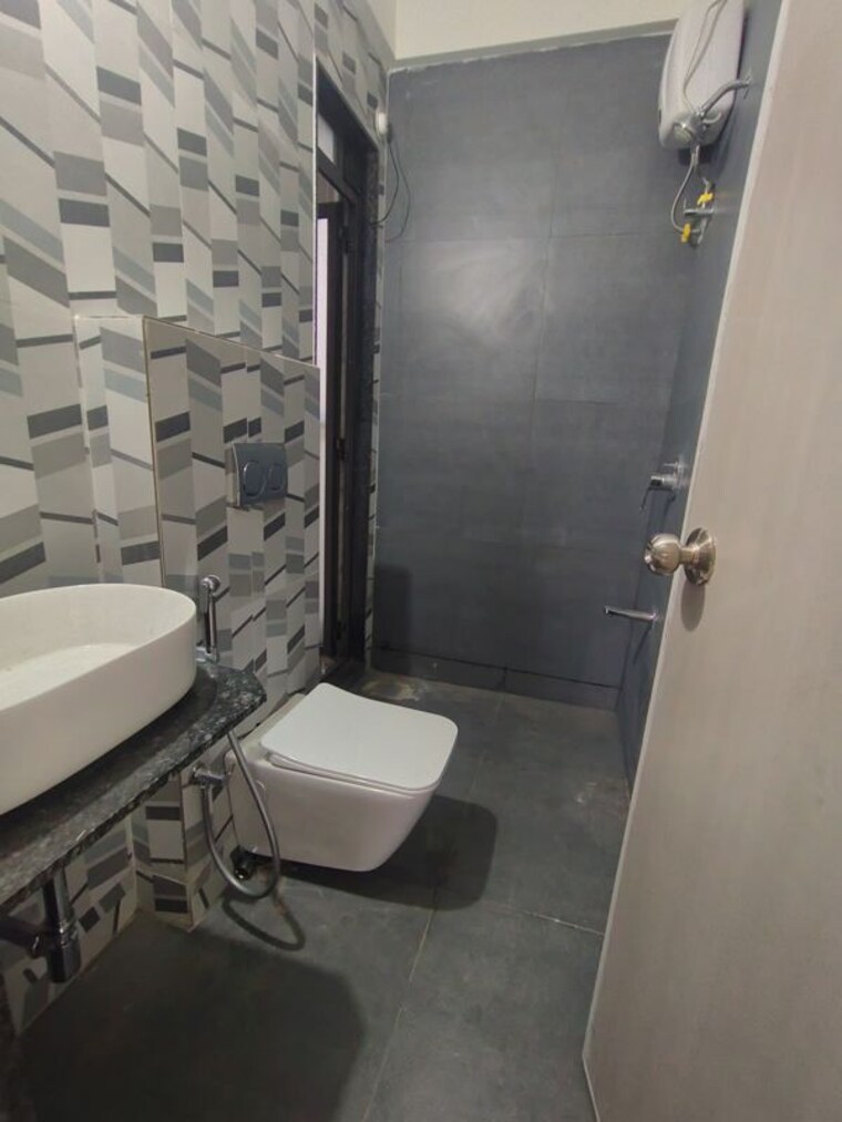 Bathroom, damji-shamji-mahavir-spring-tulip-phase-1 1 Bedroom 480 Sq.Ft. Apartment In Pokhran Road No Two Thane 10539380