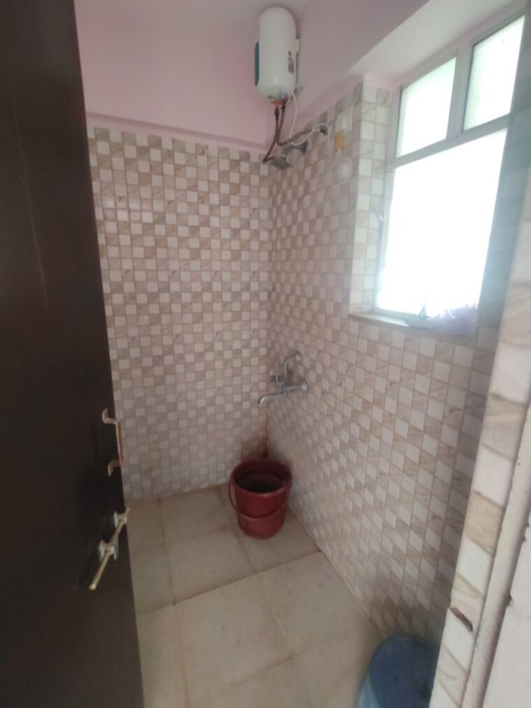 Bathroom, goel-sai-ganga 1 Bedroom 640 Sq.Ft. Apartment In Undri Pune 10539436