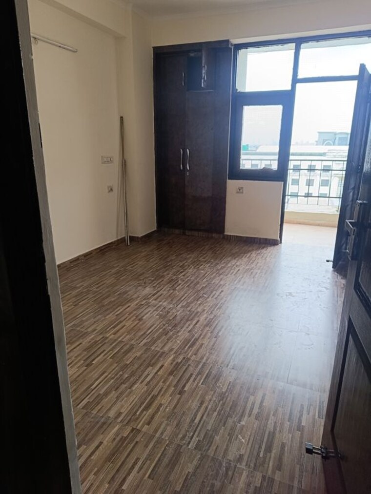 Room, raj nagar 3 Bedroom 1175 Sq.Ft. Apartment In Raj Nagar Ghaziabad 10539426