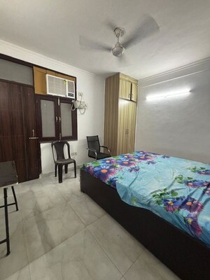 3 BHK Builder Floor For Rent in Saket