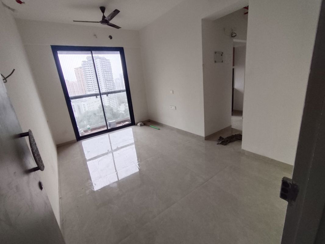 1 BHK + Store Room 470 Sq.Ft. Apartment in Damji Shamji Mahavir Spring Tulip Phase 1