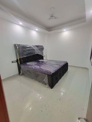Bedroom in 2 BHK Builder Floor at Palm Residency Chhatarpur, Chattarpur – for Rent