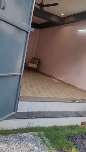  Shop – Exterior View View at Pandit Plaza, Vasundhara Sector 13 - for Rent