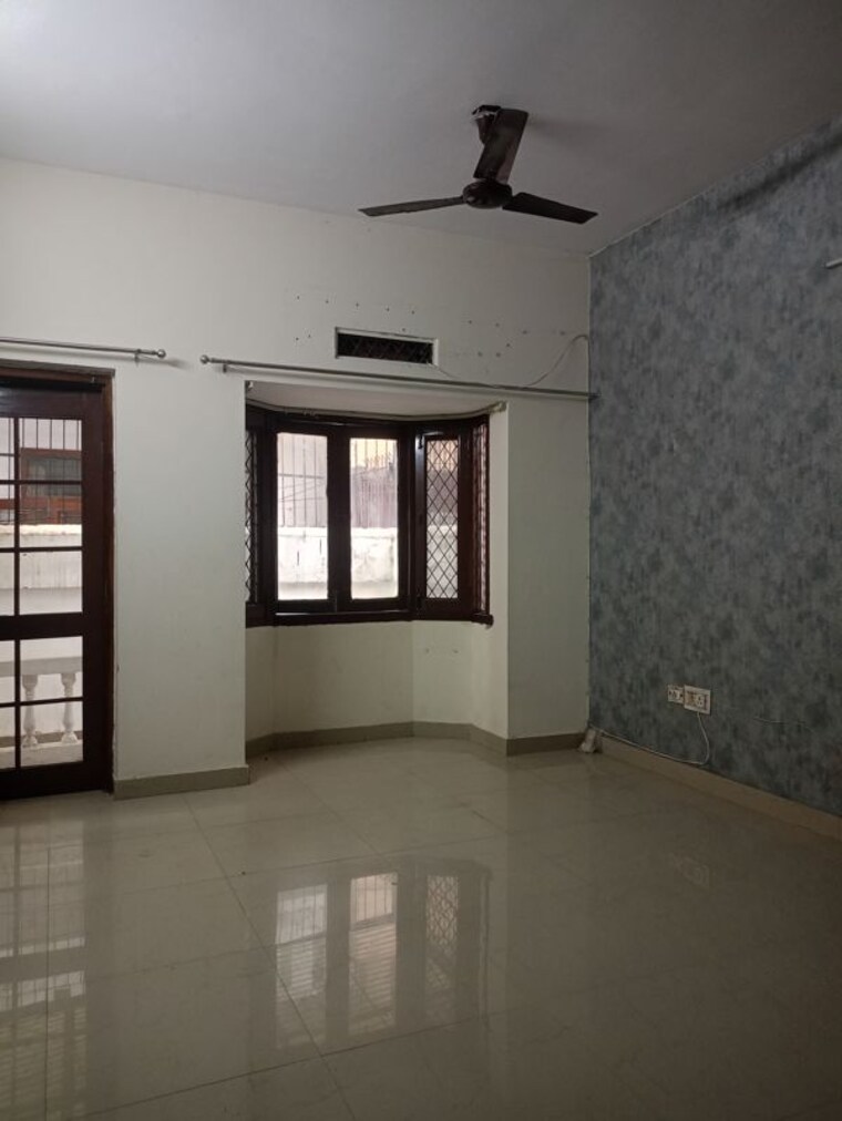 Room, ansal-plaza-sector-23 1 Bedroom 1300 Sq.Ft. Independent House In Sector 23 Gurgaon 10539471