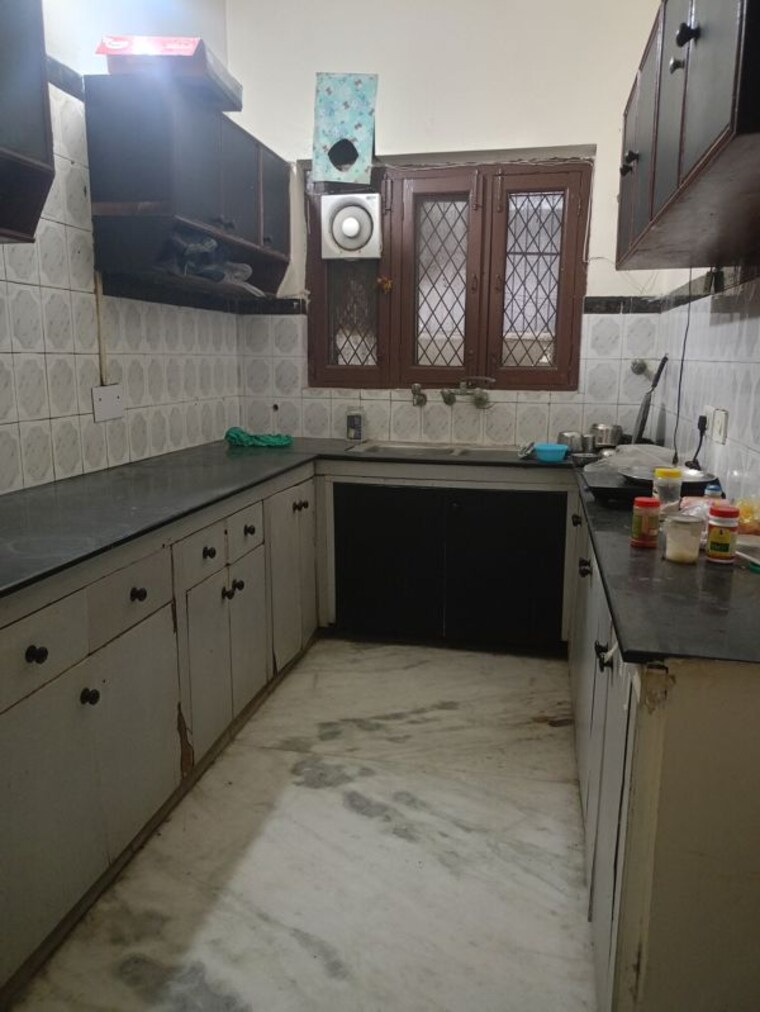 Kitchen, ansal-plaza-sector-23 1 Bedroom 1300 Sq.Ft. Independent House In Sector 23 Gurgaon 10539471