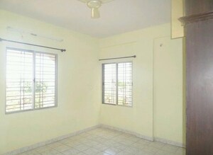 Room in 3 BHK Apartment at SRS Prashanthi Fields, Kadugodi – for Rent
