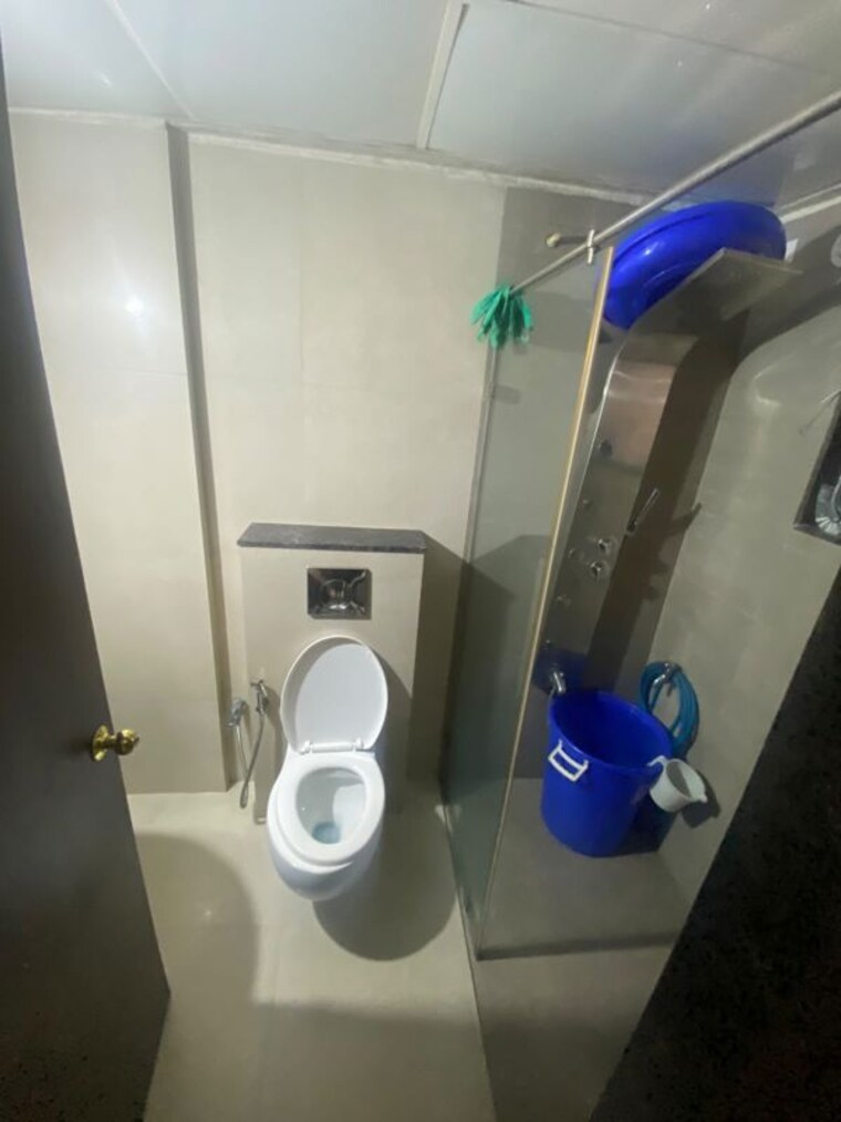 Bathroom, wakad 2 Bedroom 1000 Sq.Ft. Apartment In Wakad Pune 10539491
