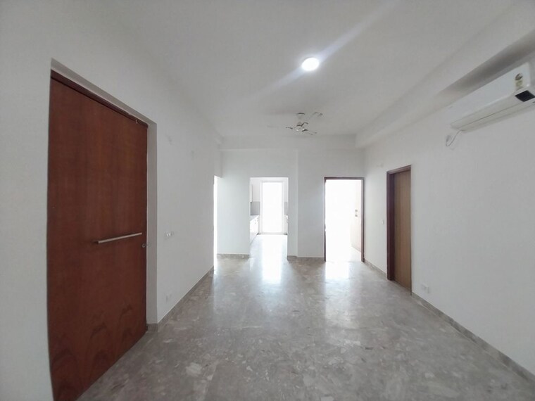 Room, ss-linden 4 Bedroom 2800 Sq.Ft. Builder Floor In Sector 84 Gurgaon 10531560