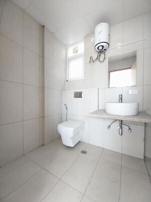 Bathroom in 4 BHK Builder Floor at SS Linden, Sector 84 – for Sale