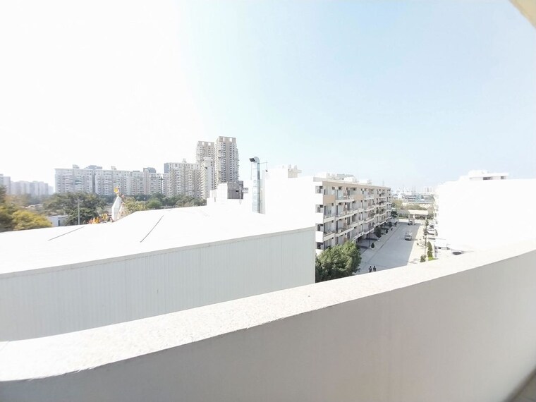 Balcony, ss-linden 4 Bedroom 2800 Sq.Ft. Builder Floor In Sector 84 Gurgaon 10531560