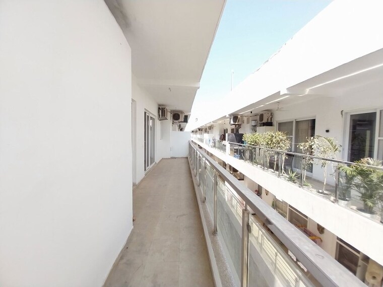Balcony, ss-linden 4 Bedroom 2800 Sq.Ft. Builder Floor In Sector 84 Gurgaon 10531560