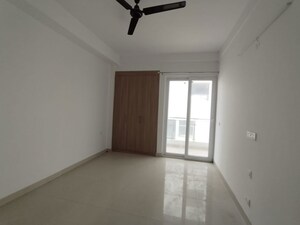 Room in 4 BHK Builder Floor at SS Linden, Sector 84 – for Sale
