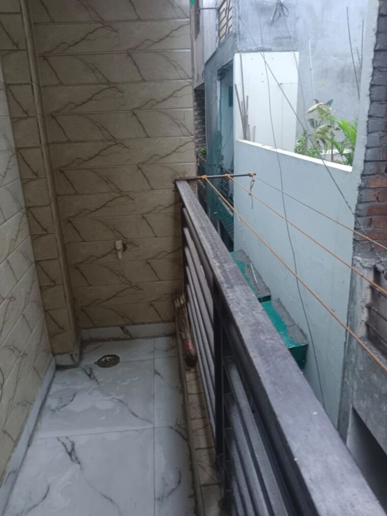 Balcony, uttam nagar 2 Bedroom 800 Sq.Ft. Builder Floor In Uttam Nagar Delhi 10539533