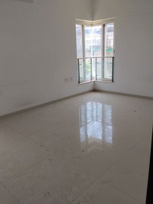 Room in 3.5 BHK Apartment at Park Grandeur, Baner – for Sale