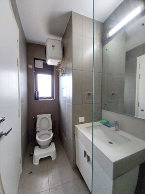 Bathroom in 3 BHK Apartment at Ireo Skyon, Sector 60 – for Sale