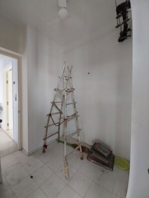 Bathroom in 3 BHK Apartment at Ireo Skyon, Sector 60 – for Sale
