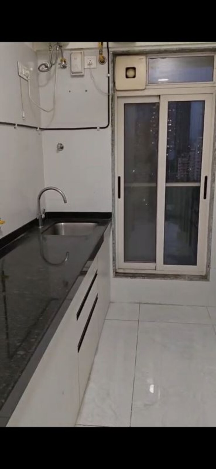 Bathroom, bharat-arize 2.5 Bedroom 710 Sq.Ft. Apartment In Goregaon West Mumbai 10539540
