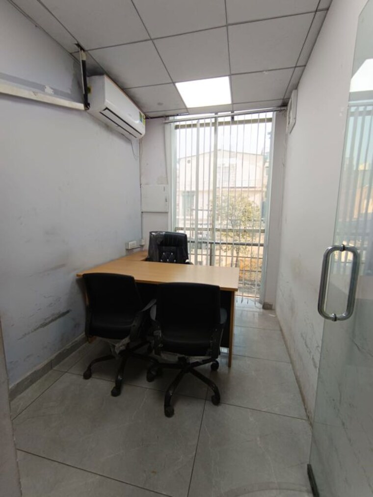 Team Area, sector 4 Commercial Office Space 2750 Sq.Ft. In Sector 4 Noida 10539562