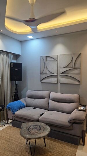 Bedroom in 1 BHK Apartment at Lodha Amara, Kolshet Road – for Sale