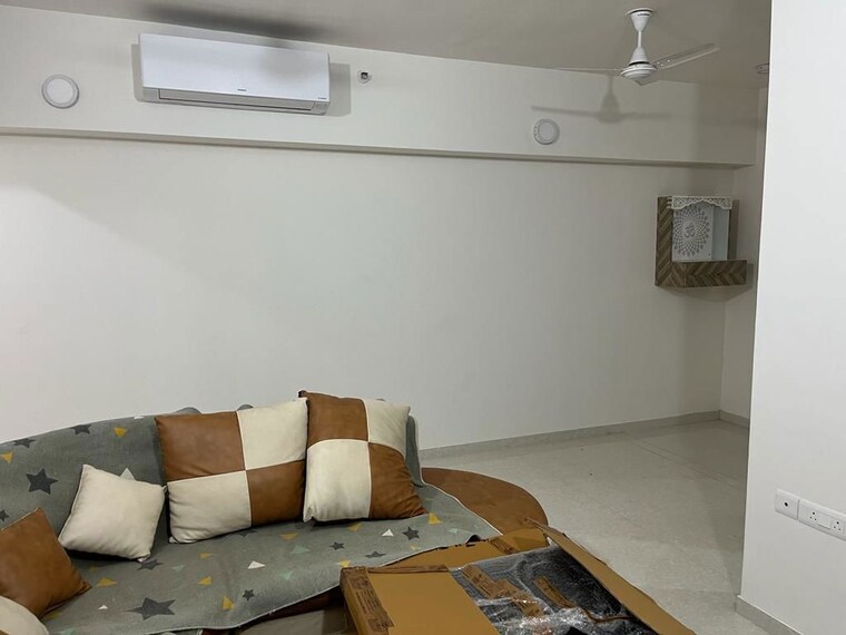 Living Room, lodha-amara 2 Bedroom 900 Sq.Ft. Apartment In Kolshet Road Thane 10539569