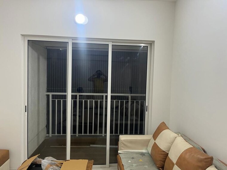 Living Room, lodha-amara 2 Bedroom 900 Sq.Ft. Apartment In Kolshet Road Thane 10539569