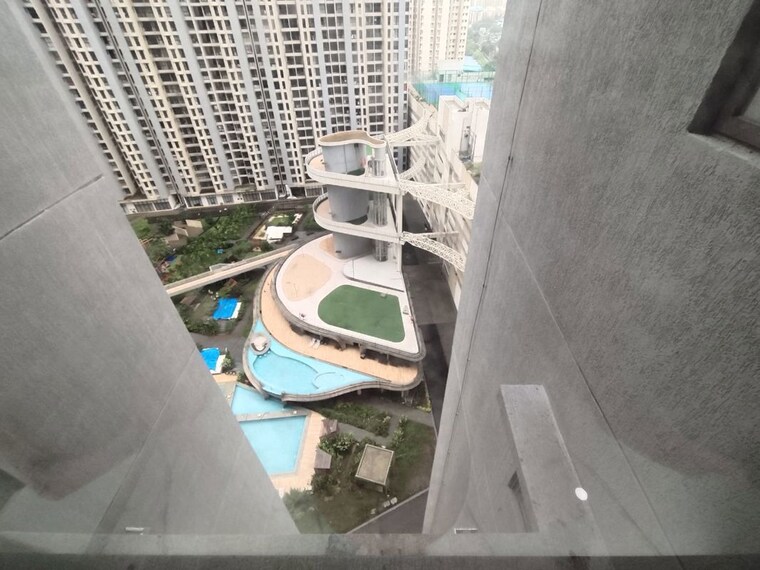 Balcony, raymond-ten-x-habitat 2 Bedroom 675 Sq.Ft. Apartment In Pokhran Road No Two Thane 10539555
