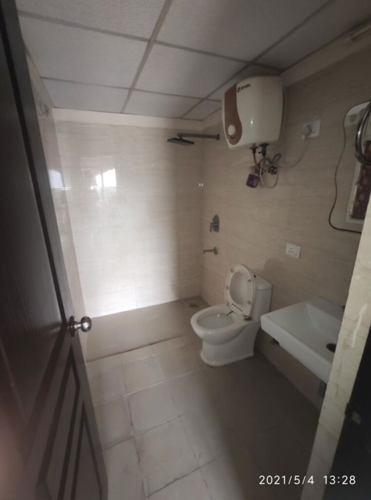 Bathroom, arihant-abode 3 Bedroom 1160 Sq.Ft. Apartment In Sector 10 Greater Noida Greater Noida 10539571