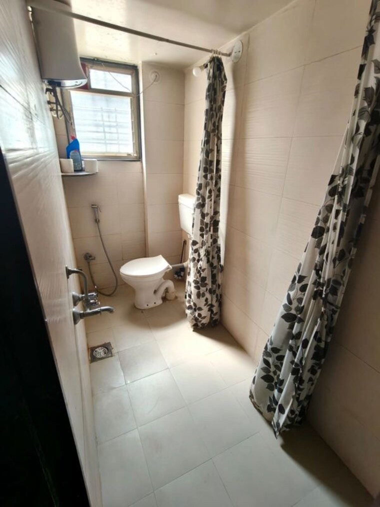 Bathroom, dreams-aakruti 1 Bedroom 450 Sq.Ft. Apartment In Hadapsar Pune 10534523