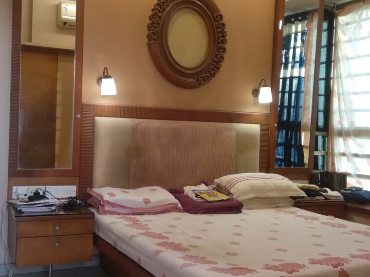 Bedroom, oberoi-springs 3 Bedroom 1250 Sq.Ft. Apartment In Andheri West Mumbai 10539639