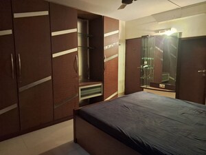 Bedroom in 4 BHK Apartment at Swastik Park CHS Goregaon, Goregaon West – for Rent