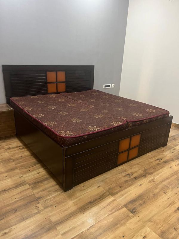 1 Rk  450 Sq.Ft. Builder Floor in Gold Souk Mall
