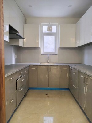 Kitchen in 1 BHK Builder Floor at Palm Residency Chhatarpur, Chattarpur – for Sale