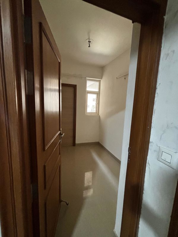 3 BHK + Prayer Room 146 Sq.Yd. Builder Floor in BPTP District