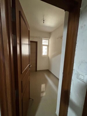 3 BHK Builder Floor For Sale in BPTP District, Sector 81
