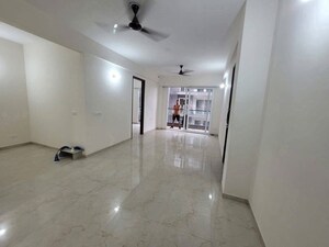 Room in 3 BHK Apartment at M3M Soulitude, Sector 89 – for Rent