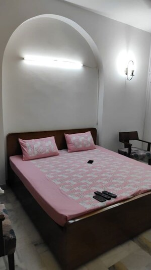 3 BHK Builder Floor For Rent in Gtb Enclave