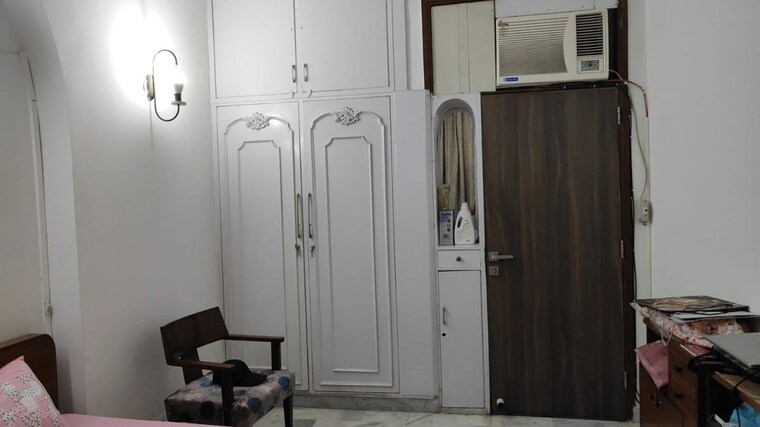Room, gtb enclave 3 Bedroom 208 Sq.Ft. Builder Floor In Gtb Enclave Delhi 10539780