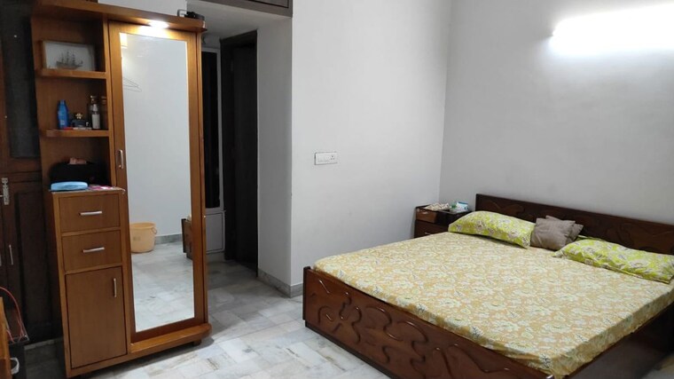Bedroom, gtb enclave 3 Bedroom 208 Sq.Ft. Builder Floor In Gtb Enclave Delhi 10539780